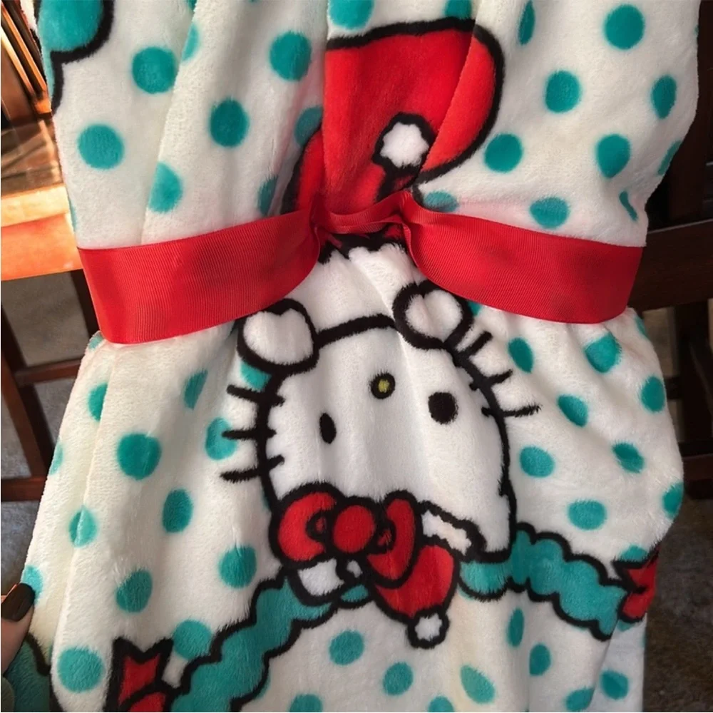 Hello Kitty Christmas Blanket